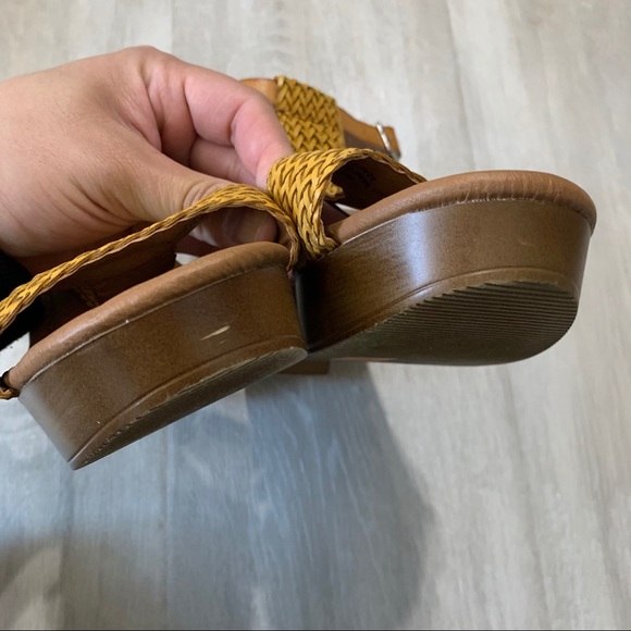 Cato Chunky Block Platform Sandals Heels Sz 9M - Picture 7 of 11